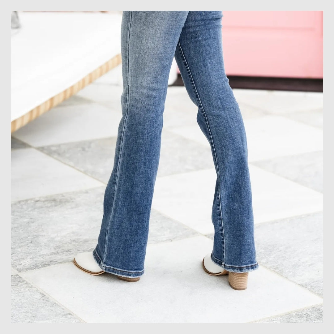 Mid-Rise Women's Bootcut Jeans - Britima™